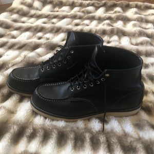 Men’s size 12 Red Wing boots